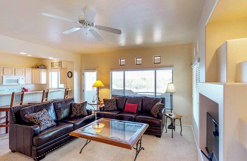 Rancho Vistoso Condo | Spacious, dog-friendly condo with pool & hot tub