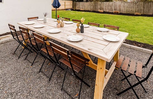 Red Bank House | Spacious home in Red Bank; great for groups. 15 mins to Sandy Hook or Sea Bright