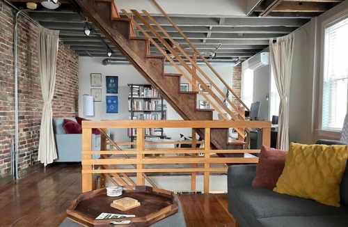 Central Northside House | Spacious industrial style w/roof city view + yard!