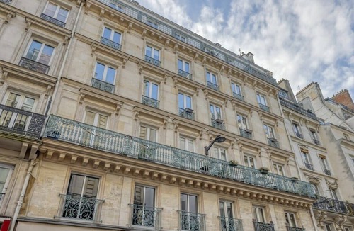 Quartier de la Porte-Saint-Denis Apartment | Spacious & lovely flat-Up to 10 guests-Paris 10