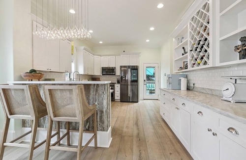 Saint Claude House | Spacious + Luxurious New Orleans Escape Treat Yourself