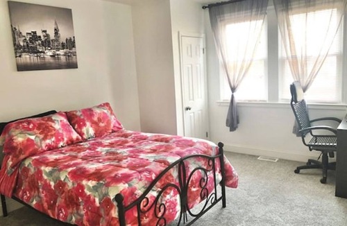 Downtown Baltimore House | Spacious, Modern, Three Bedroom Townhome with Private Backyard