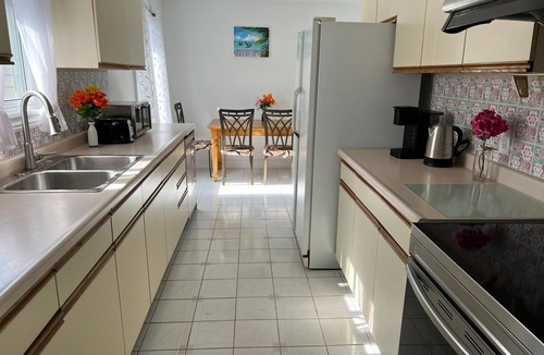 Agincourt House | Spacious room near Agincourt Go