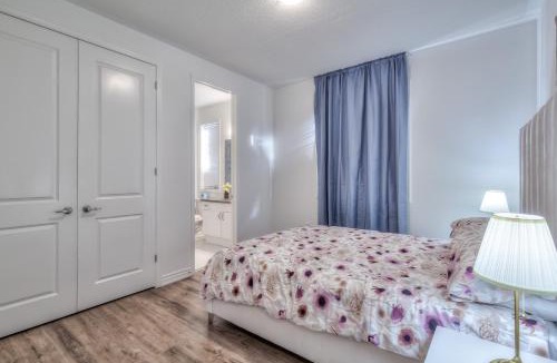 Pickering Villa | Spacious & Stylish 4BR Villa-Sleep 9-Free Parking