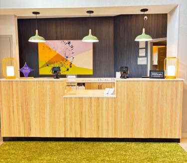 Gateway Hotel | Spark by Hilton Toronto Mississauga