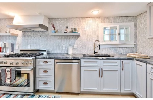 Shandaken House | Spectacular Modern Farmhouse - Town, Hike & Swim