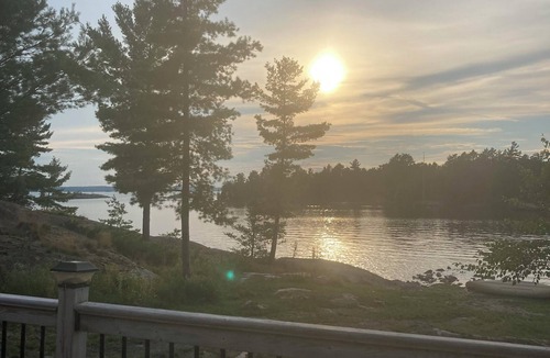 Nipissing House | Spectacular Waterfront Escape: Experience Timber Frame Tranquility