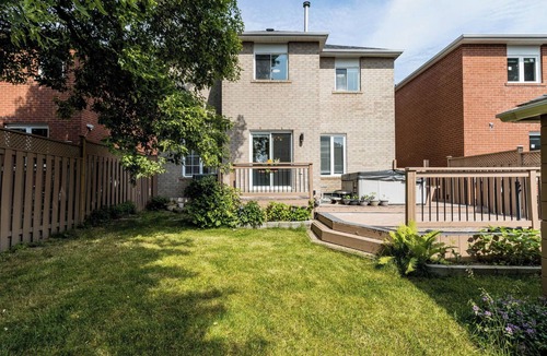 Caledon House | Spotless Bright Home By The Headwaters In Orangeville!