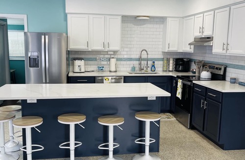 Disston Heights House | St Pete’s Hideaway Oasis - Minutes to the beach, downtown & Tropicana stadium!