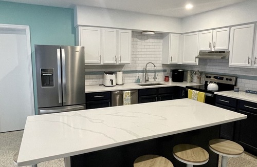 Disston Heights House | St Pete’s Hideaway Oasis - Minutes to the beach, downtown & Tropicana stadium!