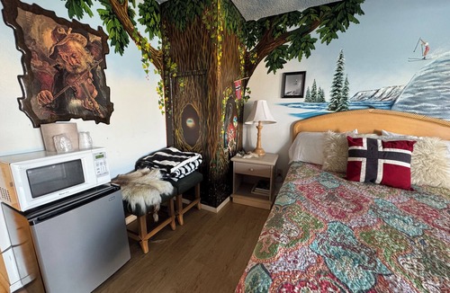 Seligman Hotel | Stagecoach 66 Motel by Capital O