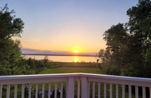 Meaford Cottage | Starlit : Private 5 Acres Lakefront Cottage - Georgian Bay