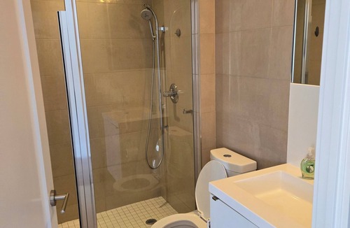 Toronto Entertainment District Condo | Stay in the heart of downtown Toronto! Steps from top attractions/entertainment