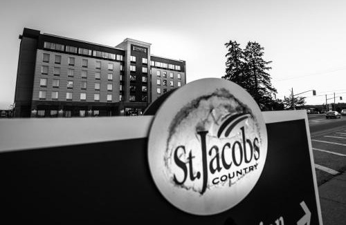 Township of Woolwich Hotel | Staybridge Suites - Waterloo - St. Jacobs Area