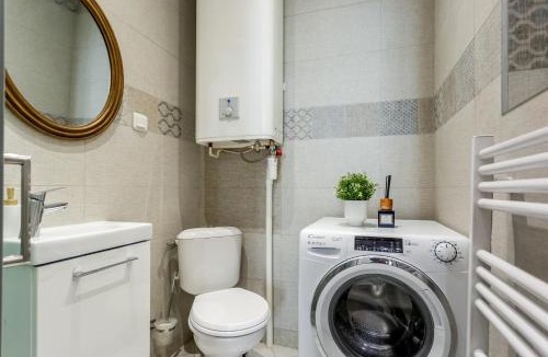 Les Puces de Saint-Ouen Apartment | StayLib - GARIBALDI 2 PIECES PORTE DE MONTMARTRE