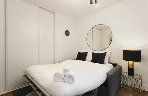 Saint-Victor Apartment | Steps from La Seine - Lovely Latin Quarter 1BR