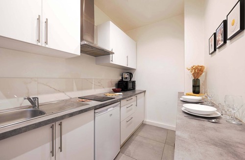Epinettes Apartment | Stilish Bohemian Apartment in the heart of Batignolles - Paris 17e