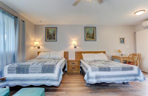 Baddow Hotel | Stone Fountain Motel