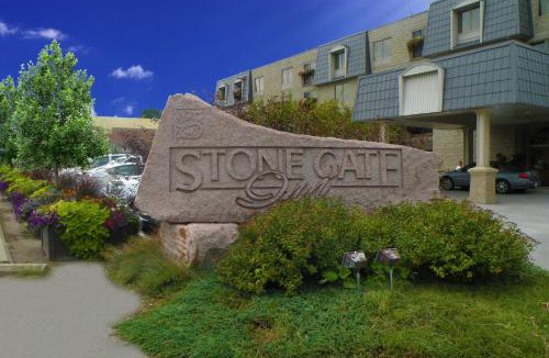 Orillia Hotel | Stone Gate Inn