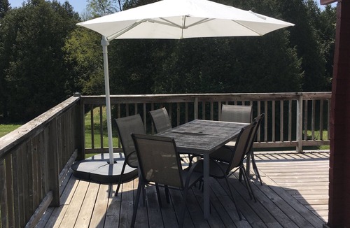 West Grey Cottage | Stone Hill Cottage - Peaceful country escape nestled in nature