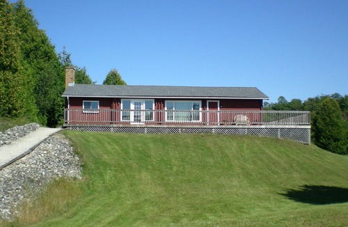 West Grey Cottage | Stone Hill Cottage - Peaceful country escape nestled in nature