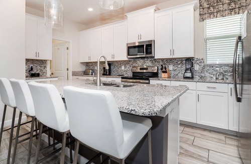 Kissimmee House | Storey Lake Resort 5 Bedroom Private Pool Home