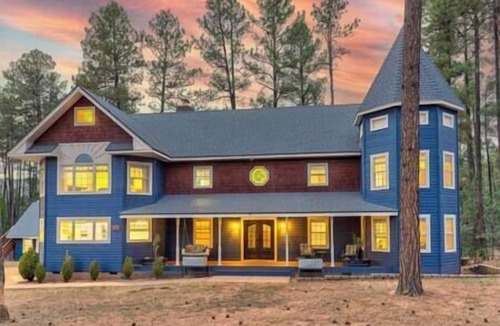 Strawberry House | Strawberry Pines Retreat