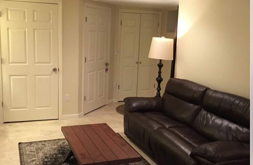 Weehawken Apartment | Studio Apartment Minutes Away from Times Square