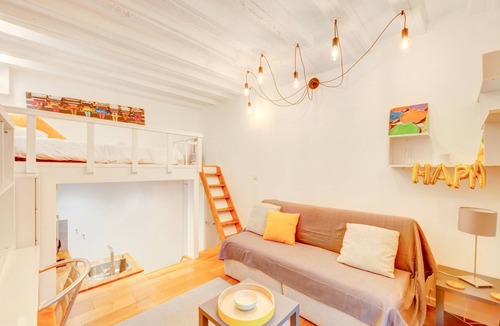 Hopital Saint-Louis Apartment | Studio atypique proche Canal Saint-Martin