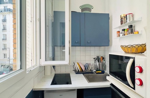 Prince–Marmottan Apartment | Studio Boulogne Billancourt Nord