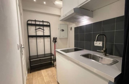 Prince–Marmottan Apartment | Studio Face Entrée de Roland Garros