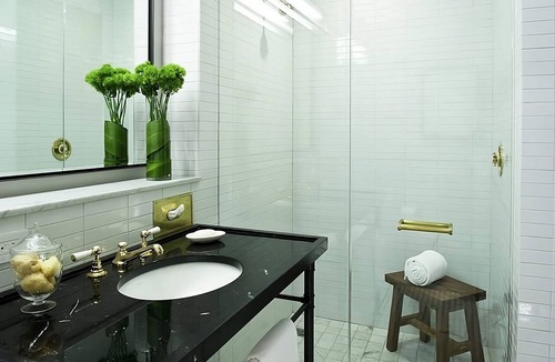 Midtown Hotel | Studio King at Refinery Hotel! Pet-friendly, Walk to Central Park, Times Square!