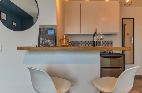 Cœur de Ville Apartment | Studio Paris La Défense - Les Toits de Courbevoie