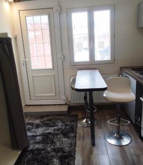 La Courneuve Apartment | Studio Pour Une deux Personnes