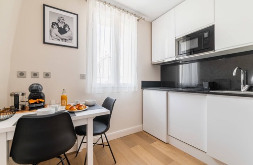 Quartier de la Plaine-de-Monceaux Apartment | Studio refait a neuf metro pereire paris 17 - 2P