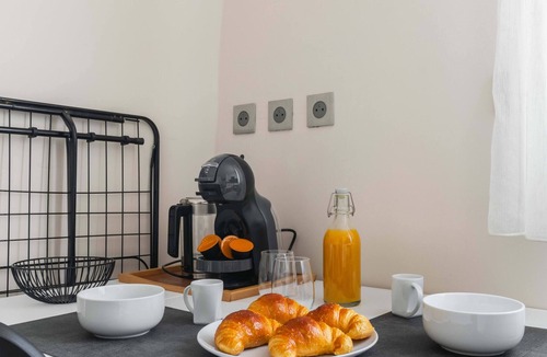 Quartier de la Plaine-de-Monceaux Apartment | Studio refait a neuf metro pereire paris 17 - 2P