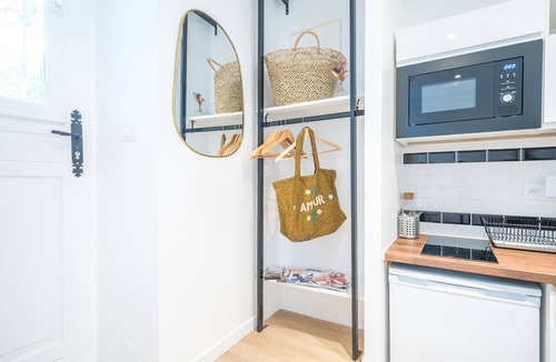 7th Arrondissement Apartment | Studio with Private Terrace – Peace & Elegance in the 7th District