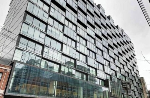 Wellington Place Condo | Stunning 2 storey large 1 bedroom loft in King Street West community on PH Level