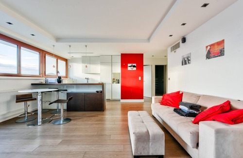 Plaisance Apartment | Stunning 2BR Flat with pool & balcony view on Eiffel Tower