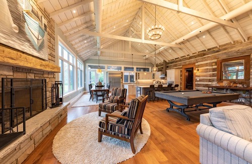 Clearview House | Stunning 6+ bdrm, 4 bath log cabin with spectacular large addition.