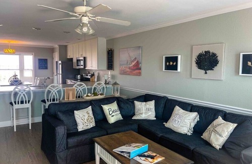 Port St. Joe House | STUNNING Gulf Views, Direct Beachfront, PET FRIENDLY, Personal Elevator, POOL