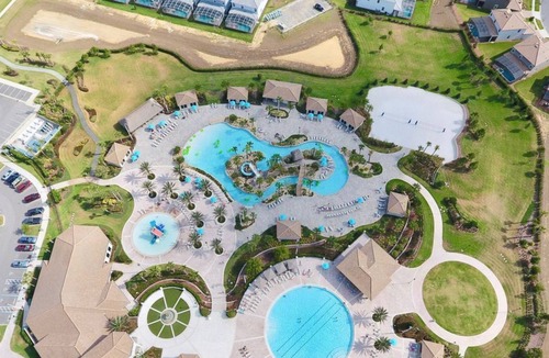 Davenport House | Stunning Home 9bedrom at ChampionsGate +Private Pool near near Disney