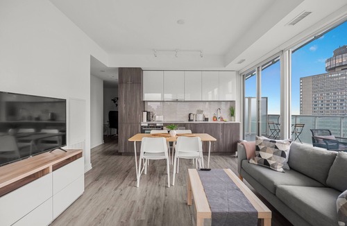Central Waterfront House | Stunning Lake View Suite in Core Harbourfront