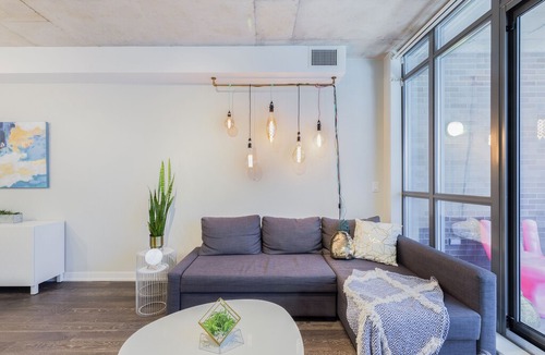 Parkdale Apartment | Stunning Loft Nestled in Queen West
