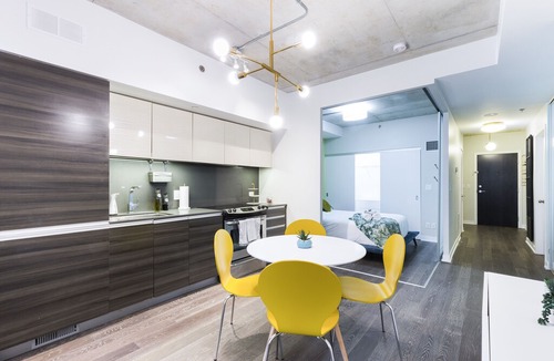 Parkdale Apartment | Stunning Loft Nestled in Queen West