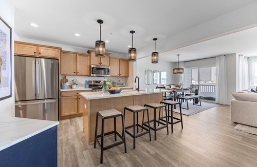 State College House | Stunning, New 3-bedroom townhome 3.5 miles from Beaver Stadium