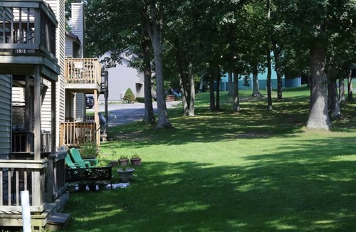 Cheat Lake House | Stunning Townhome w Mountain View. Your Next Space