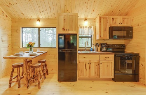 Cowanesque Cabin | Stunning Views! 3-Cabin Retreat on 400-Acre Farm