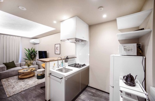 Higashiazabu Apartment | Stylish and homey space! // Alt Stay Azabudai 201