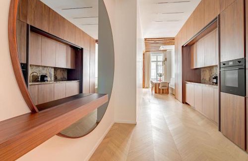 Saint-Gervais Apartment | Stylish Rue des Rosiers Gem Brand New 2-Bedr